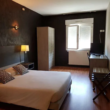 Domaine De La Brevenne Hotel